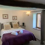 Bed & Breakfast Les Glycines 3*