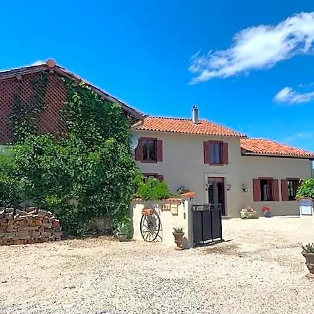 Les Glycines Bed & Breakfast