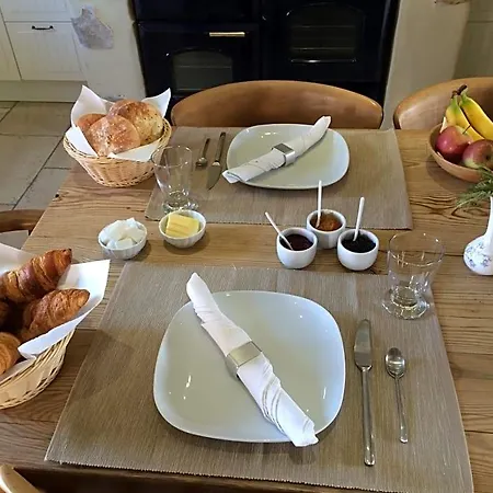 Bed & Breakfast Les Glycines 3*