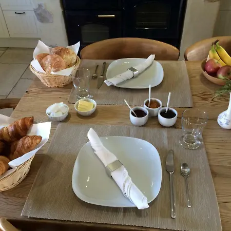 Alojamento de Acomodação e Pequeno-almoço Les Glycines Saint-Gaudens (Haute-Garonne)