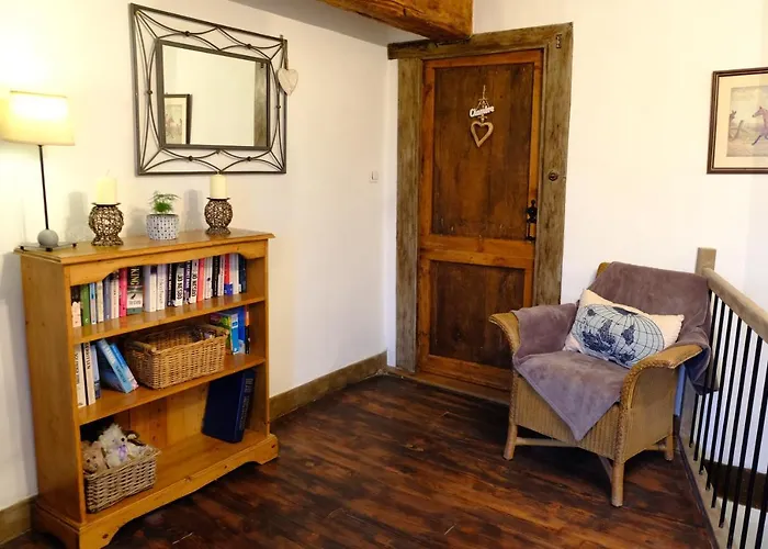 Les Glycines サン・ゴーダンス