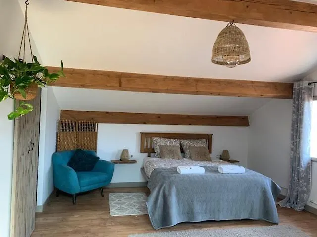 Les Glycines Отель типа 