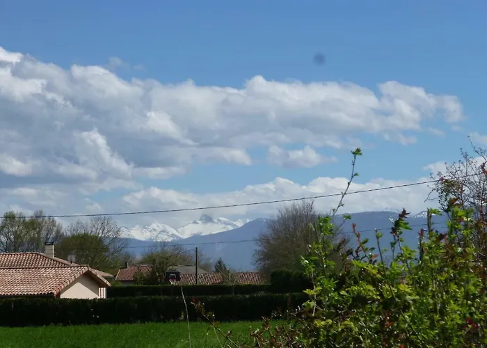 Les Glycines 4* サン・ゴーダンス